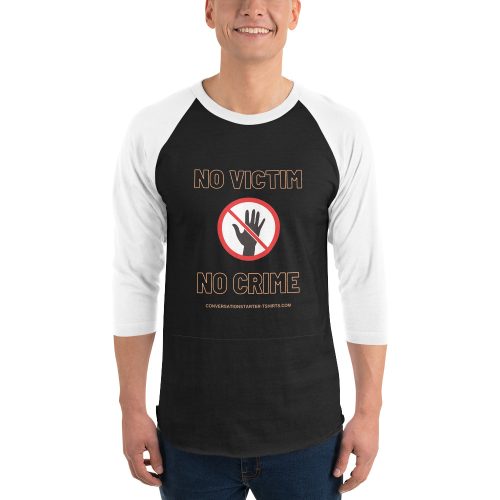 3/4 sleeve raglan shirt